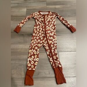 Little Sleepies Zippy in Mocha Blossom🌼🤎
